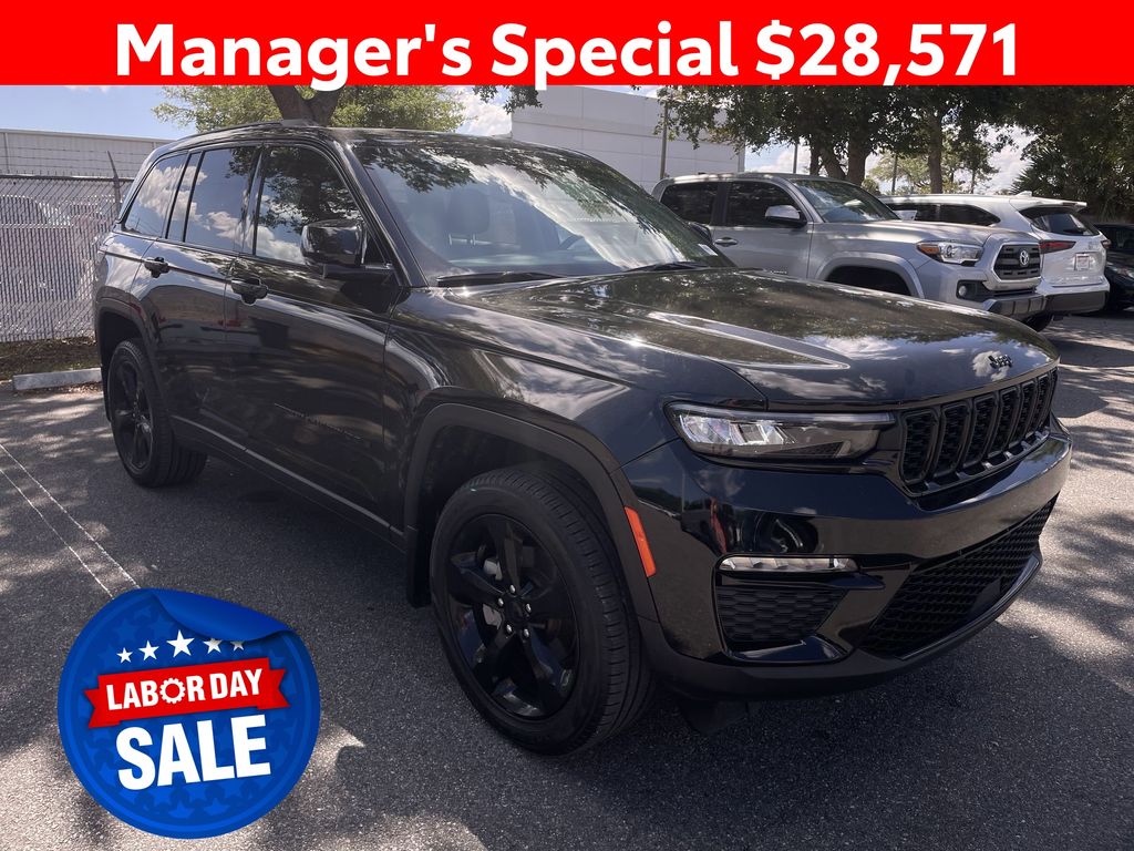 Diamond Black 2023 Jeep Grand Cherokee SUV / Crossover Four-Wheel Drive 8-Speed Automatic
