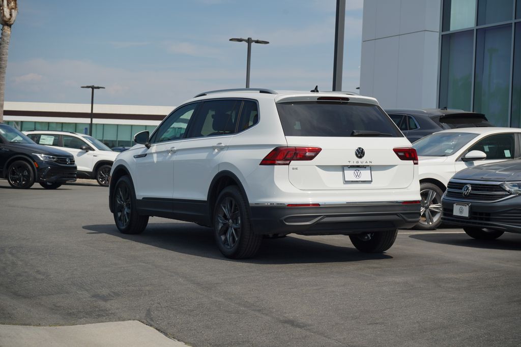 2024 Volkswagen Tiguan 2.0T SE 3