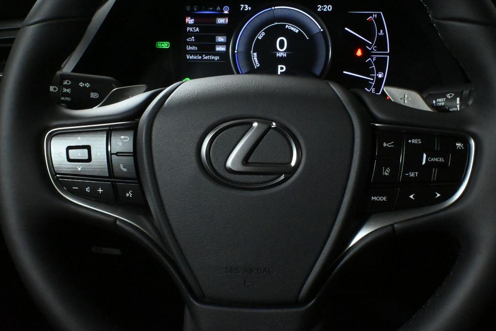 Thumbnail: 2025 Lexus ES - 19