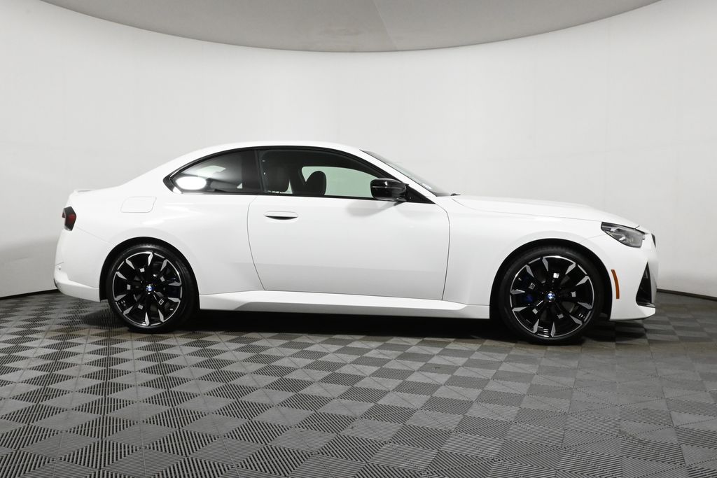 Thumbnail: 2025 BMW 2 Series - 8