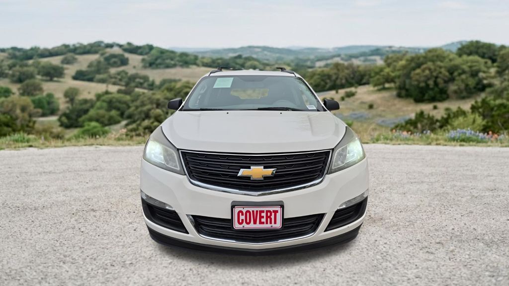 Used Car 2015 Chevrolet Traverse  Ls For Sale Under $10,000 In Austin, Texas