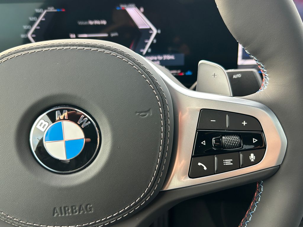 Thumbnail: 2027 BMW X6 - 20