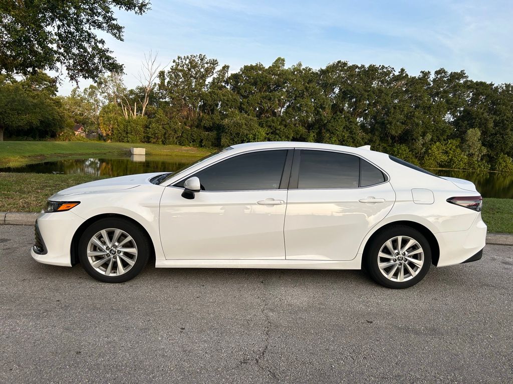 2023 Toyota Camry LE 2
