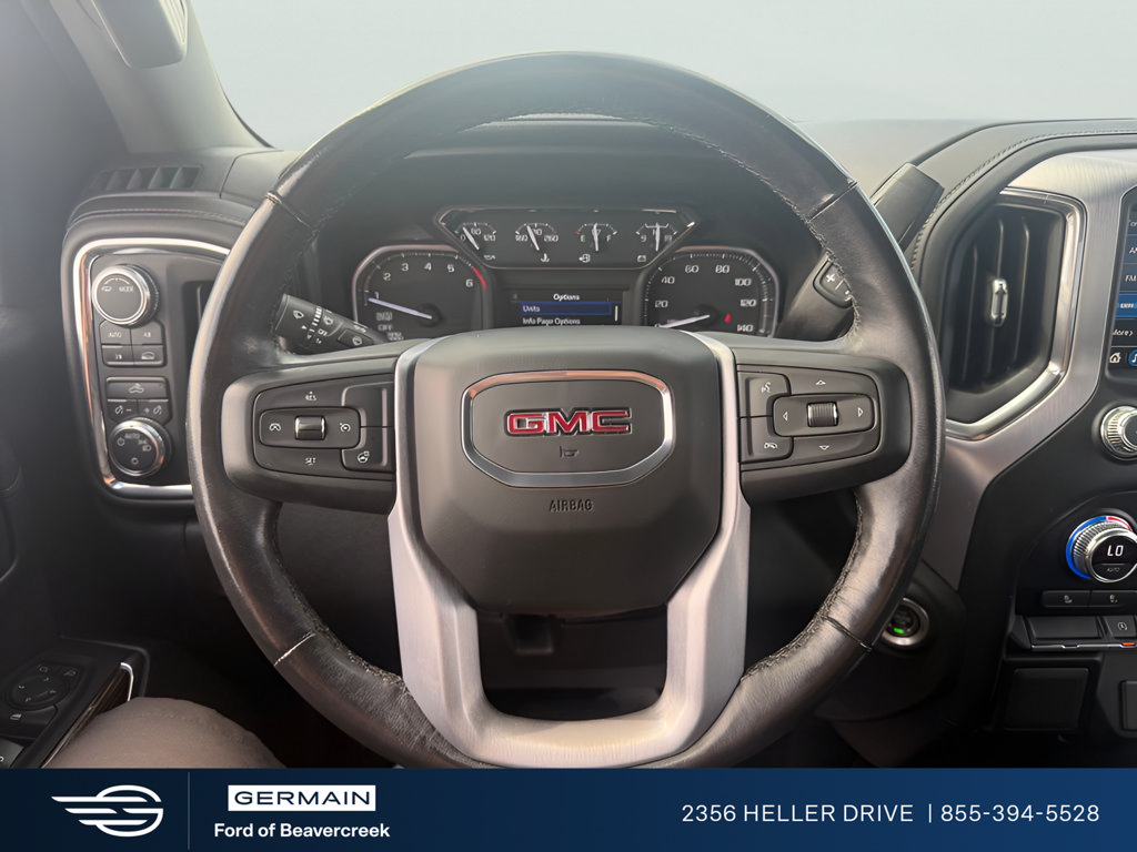 Used 2021 White GMC SLE image 20