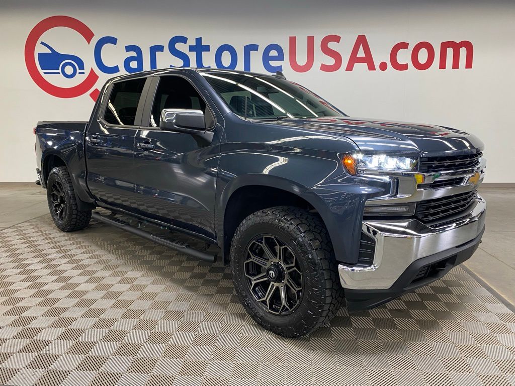 Shadow Gray Metallic 2022 Chevrolet Silverado 1500 LT Crew Cab 4WD Pickup Truck Four-Wheel Drive 8-Speed Automatic