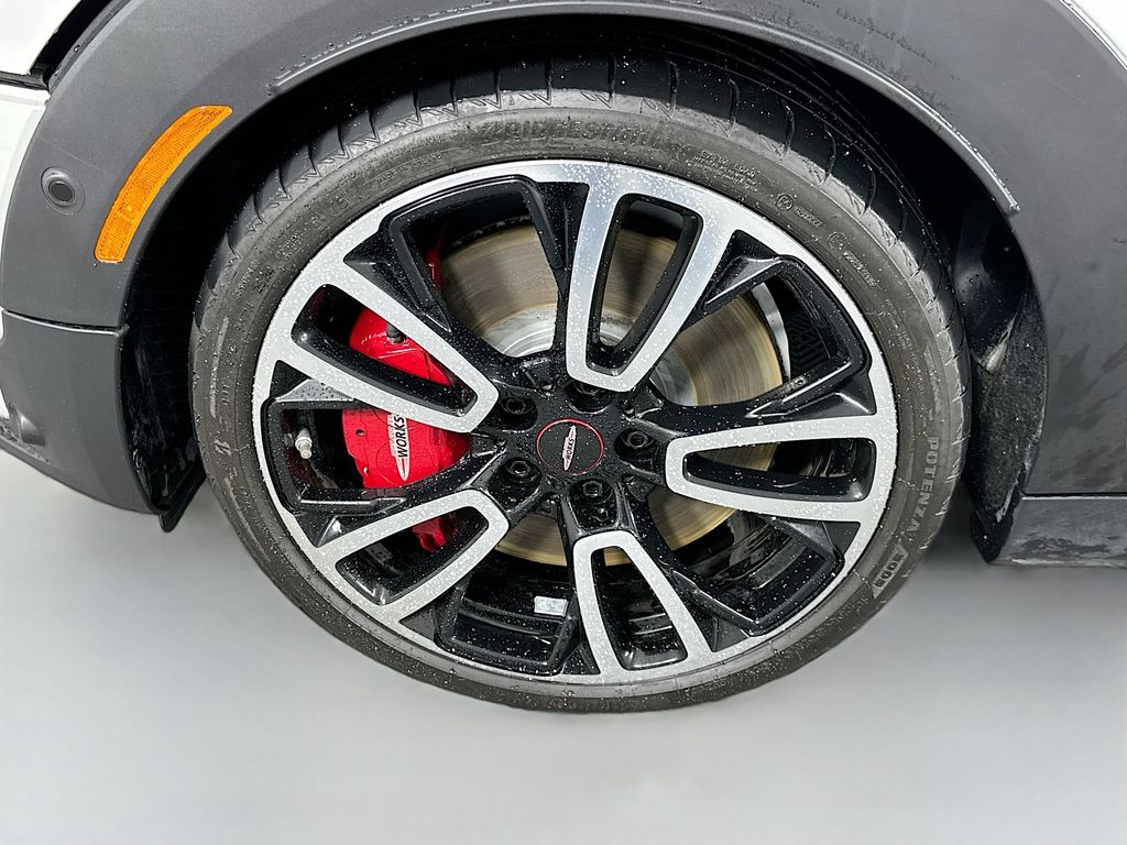 Thumbnail: 2022 MINI Cooper Clubman - 32