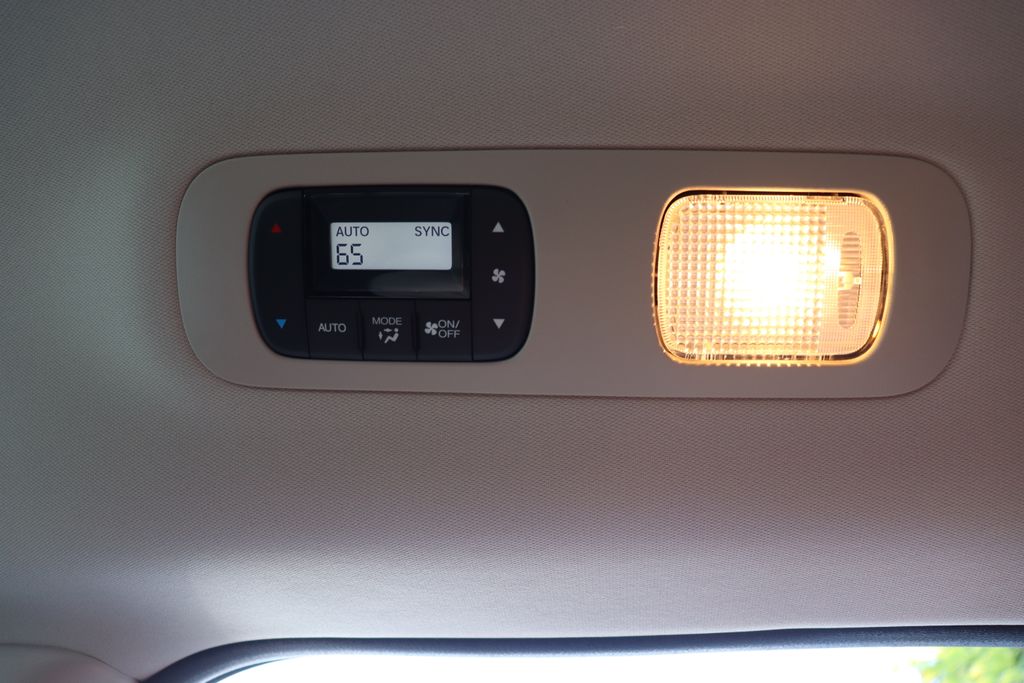 Thumbnail: 2026 Honda Odyssey - 16