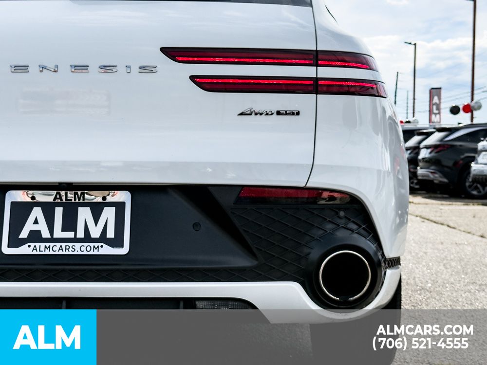 Used 2023 White Genesis 3.5T Sport image 12