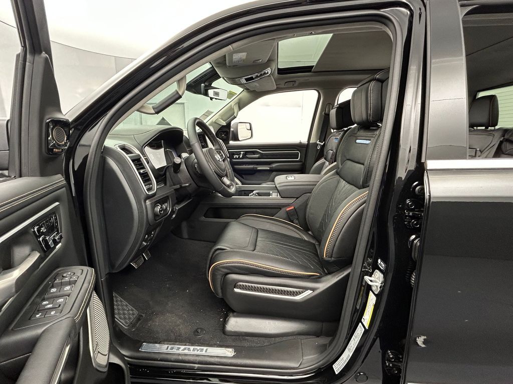 New 2026 Diamond Black Crystal Pearlcoat Ram Tungsten image 14