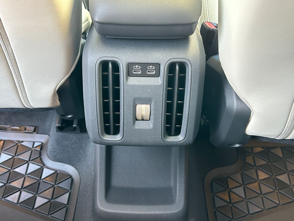 Thumbnail: 2026 MINI Cooper Countryman - 32