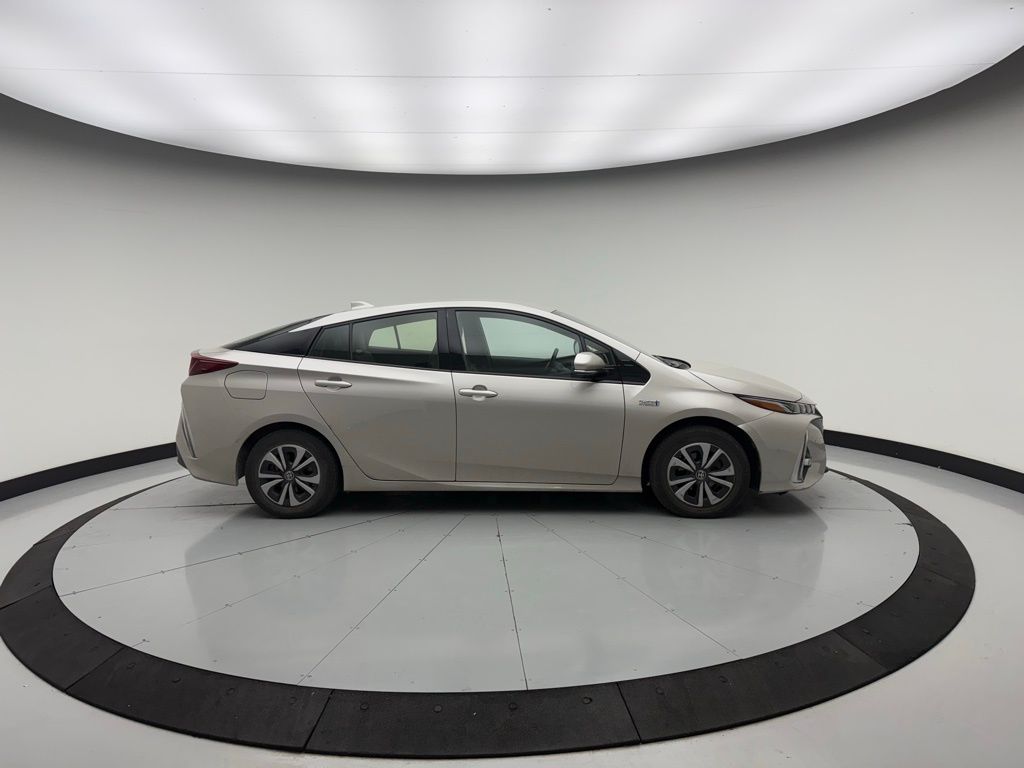 2017 Toyota Prius Prime Advanced 4