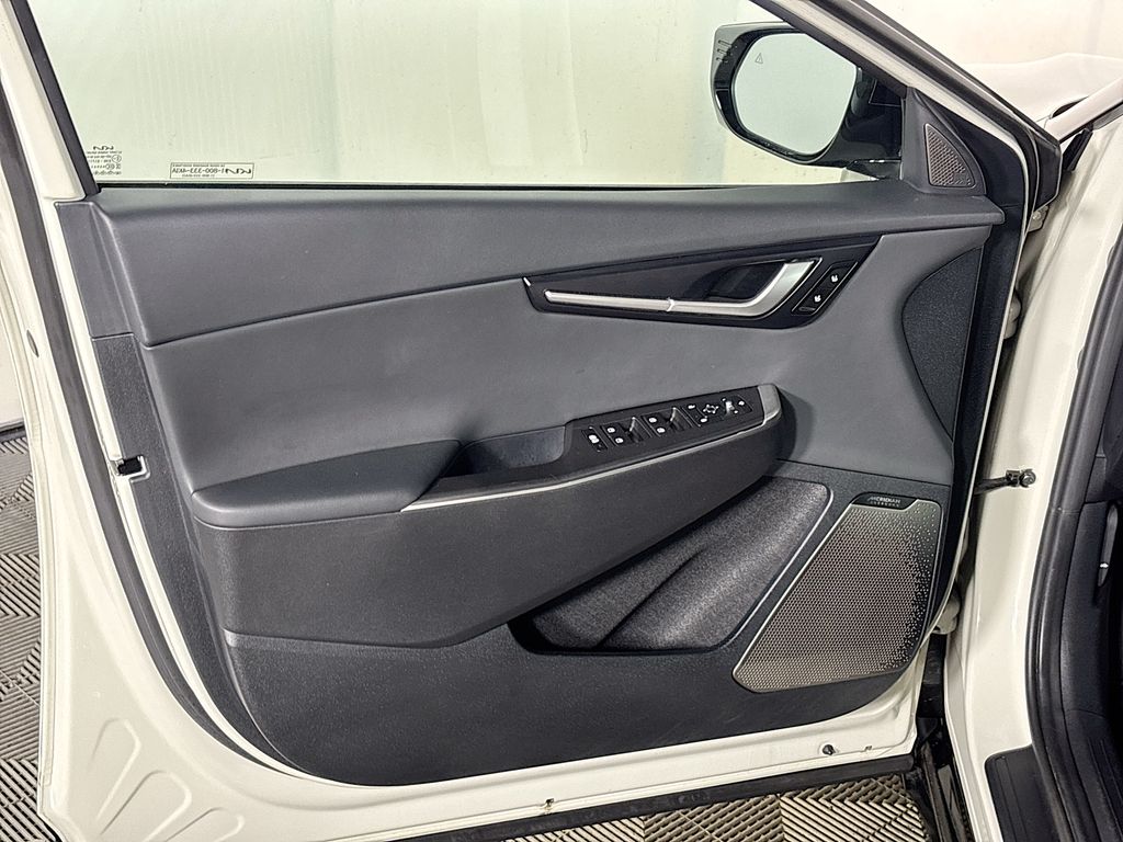 2022 Kia EV6 Wind
