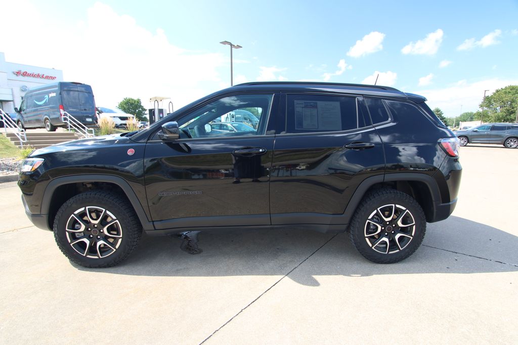 Used 2025 Jeep Compass SUV