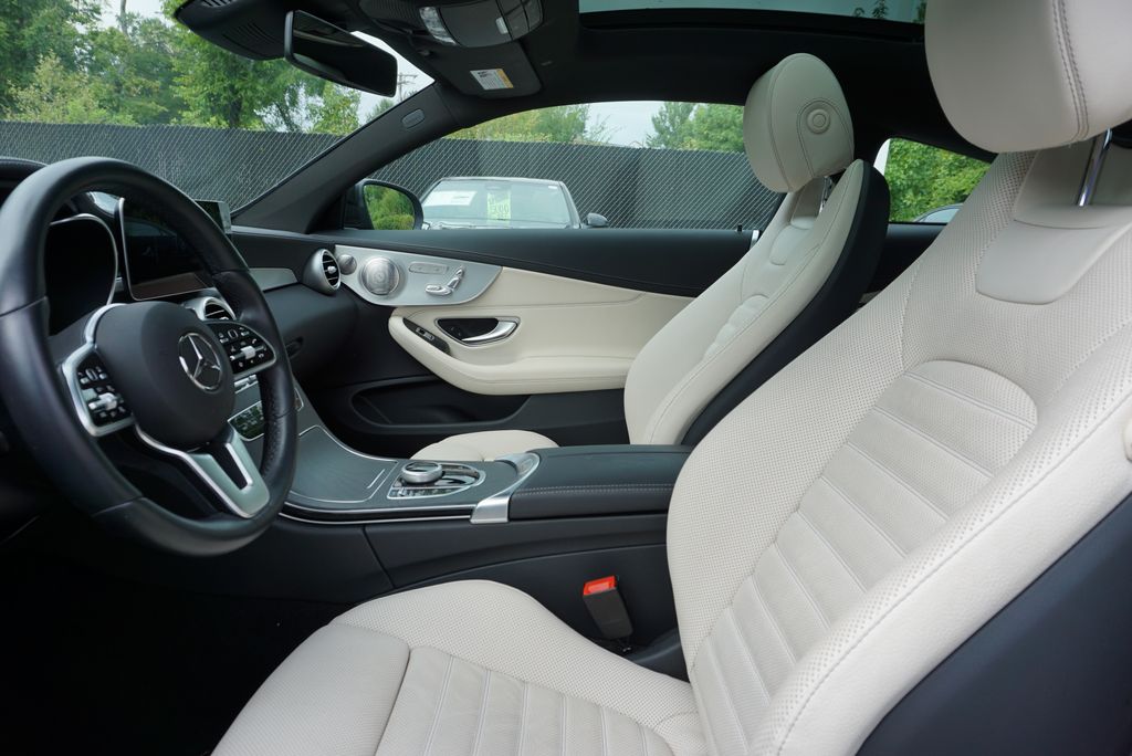 Thumbnail: 2023 Mercedes-Benz C-Class - 9