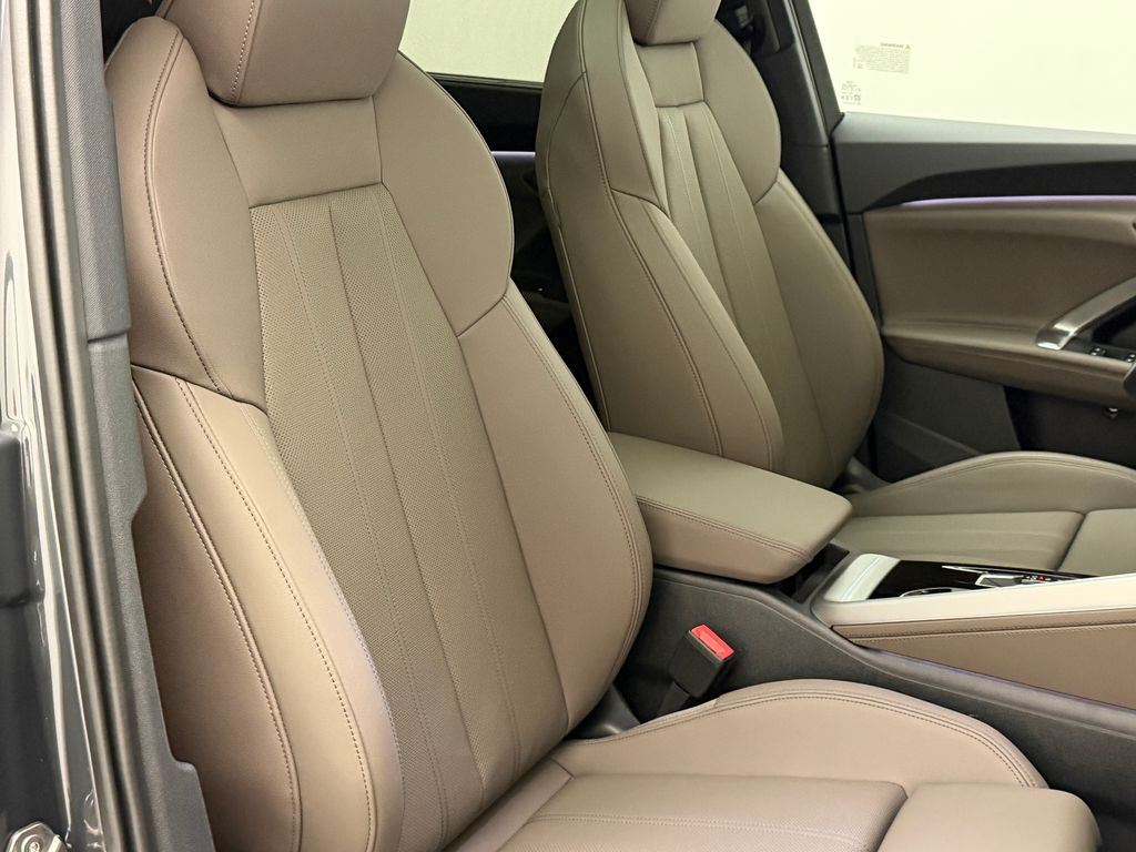Thumbnail: 2026 Audi Q5 - 12