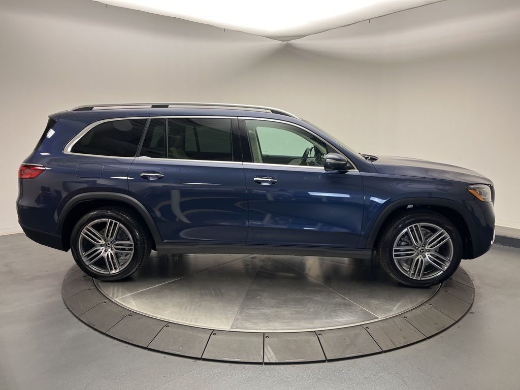 Thumbnail: 2026 Mercedes-Benz GLS - 8