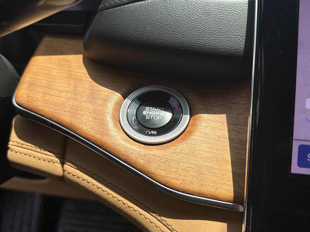 2025 Jeep Grand Cherokee Summit Reserve White at Victoria Chrysler Dodge Jeep Ram