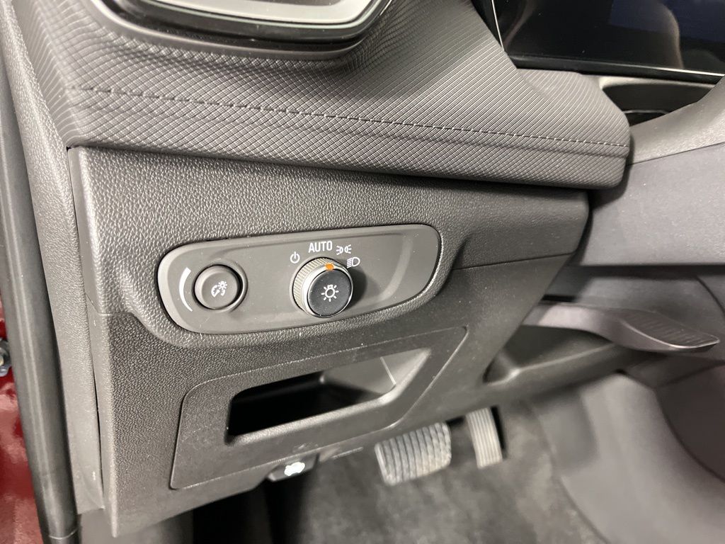 Thumbnail: 2025 Chevrolet TrailBlazer - 25