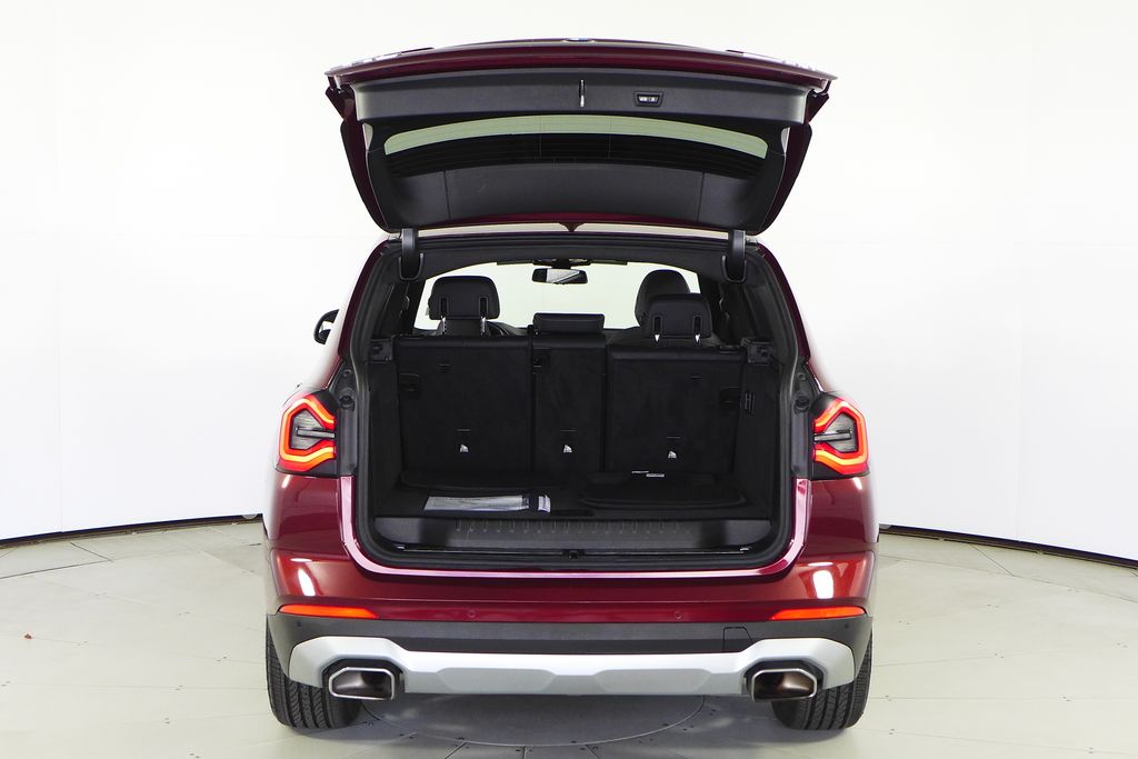 Thumbnail: 2022 BMW X3 - 10