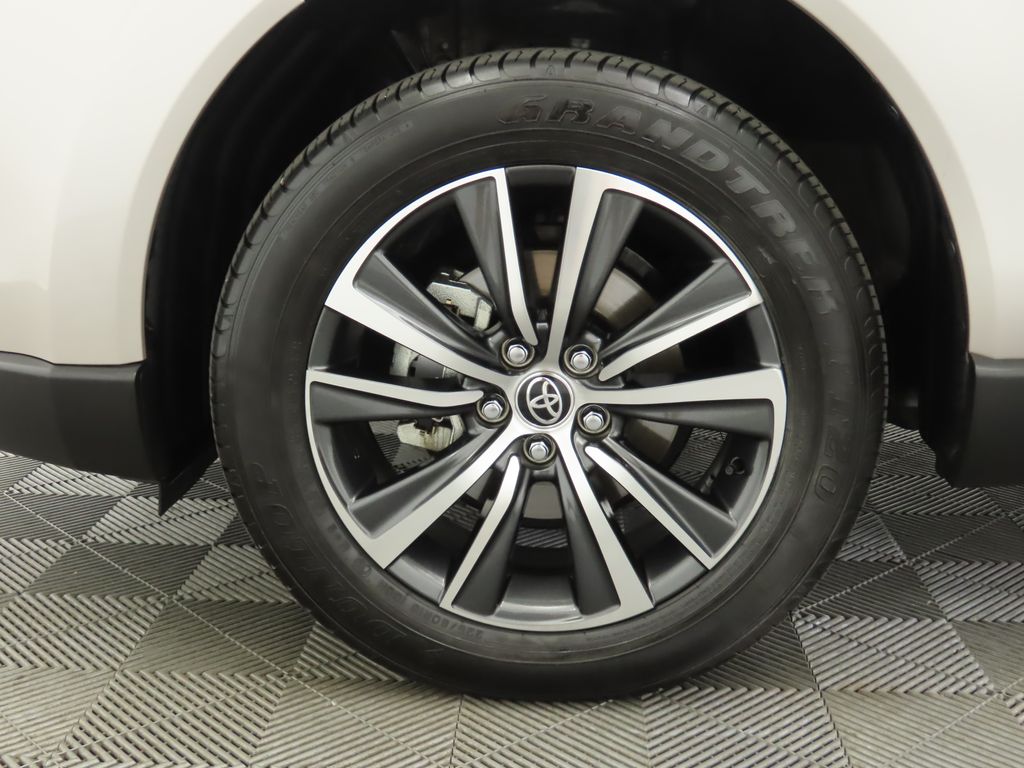 2021 Toyota Venza LE 30