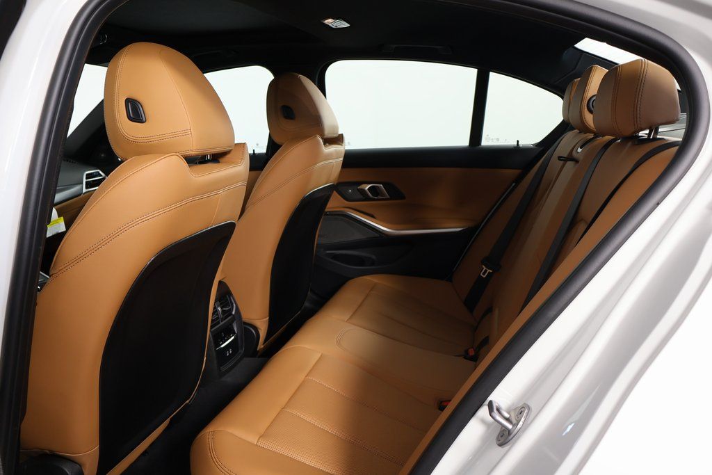 Thumbnail: 2025 BMW 3 Series - 7