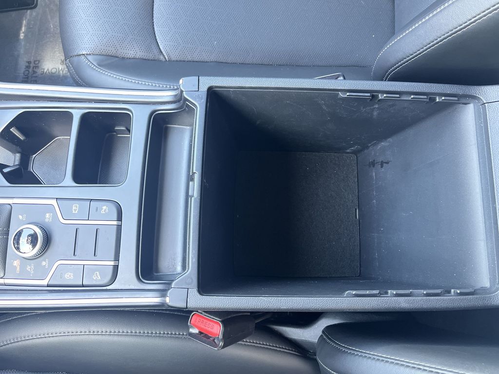 Thumbnail: 2021 Kia Sorento - 18