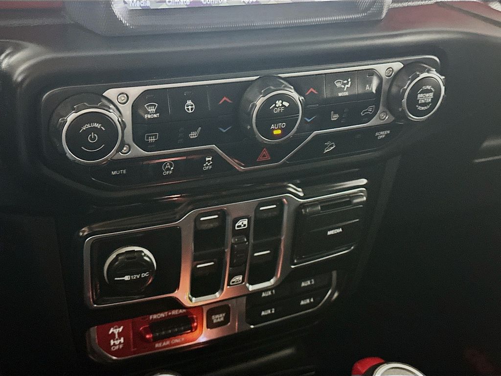 Used 2020 Black Jeep Unlimited Rubicon image 18