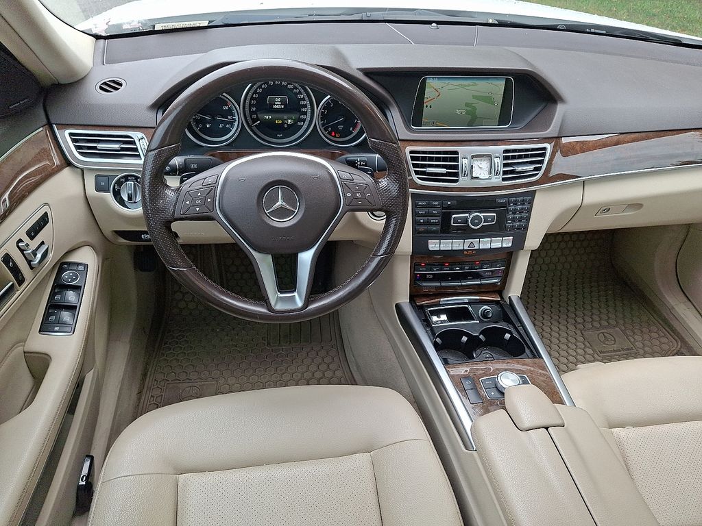 Thumbnail: 2014 Mercedes-Benz E-Class - 11