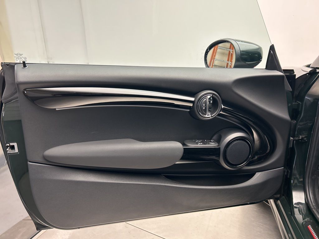 Thumbnail: 2024 MINI Cooper - 11