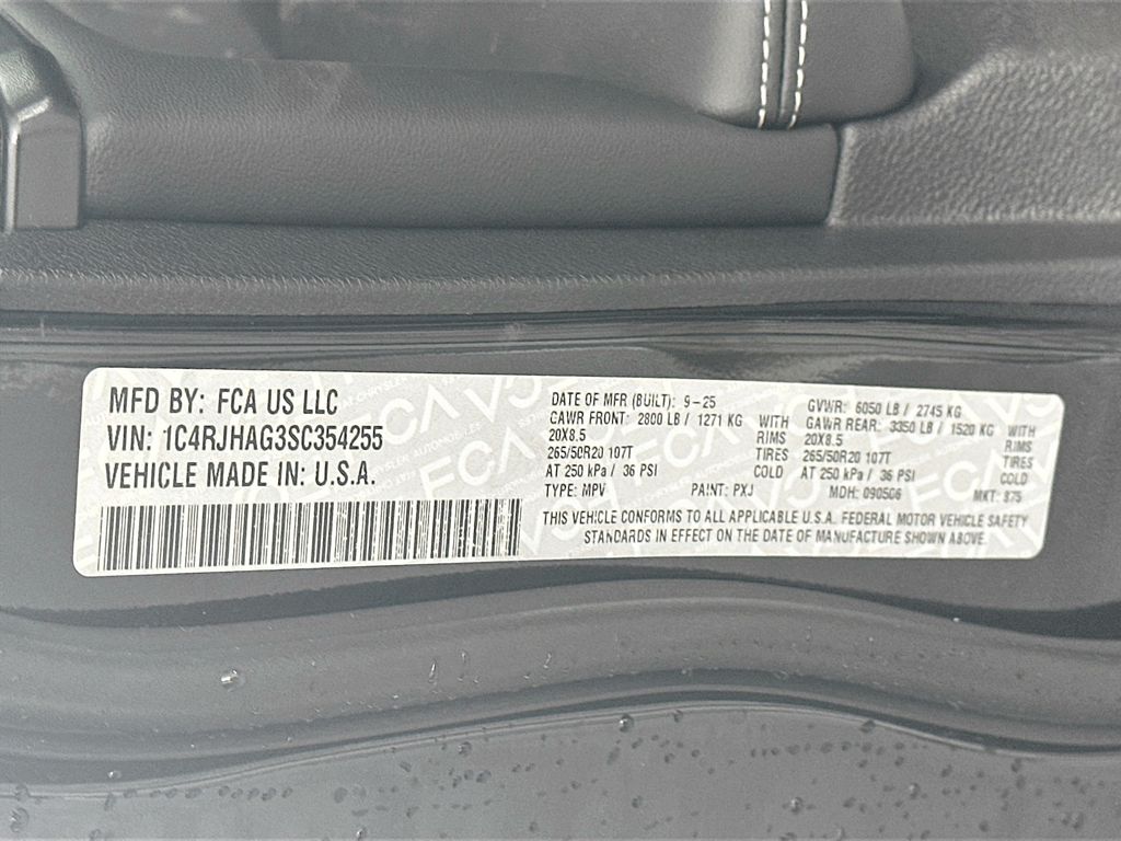 New 2025 Black Jeep Altitude image 18