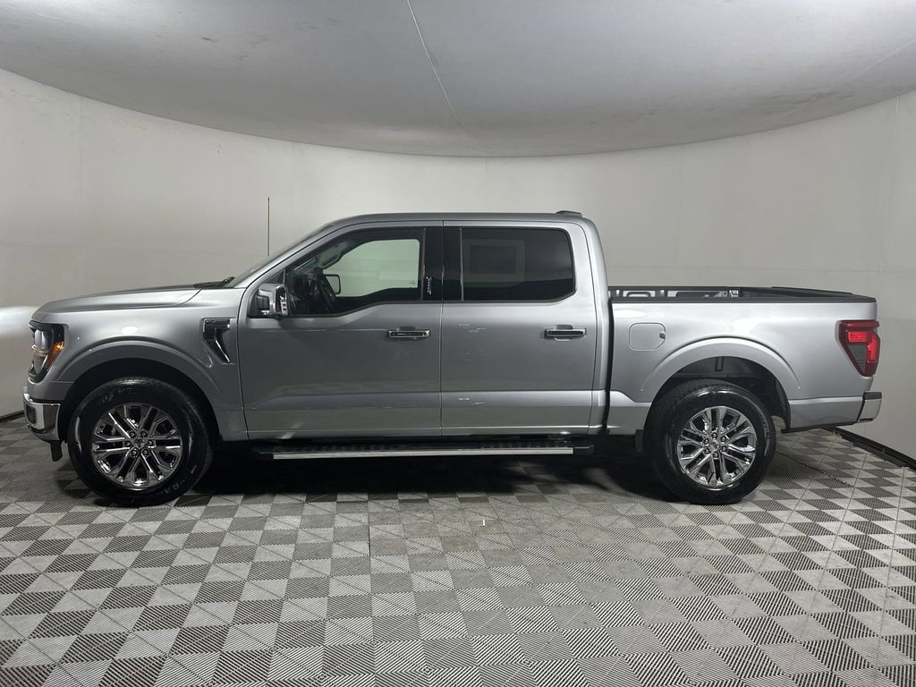 2024 Ford F-150 XLT 4