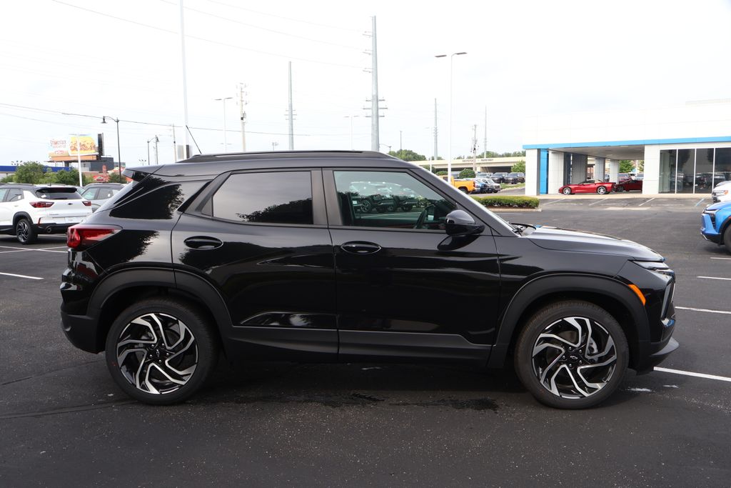 Thumbnail: 2026 Chevrolet TrailBlazer - 7
