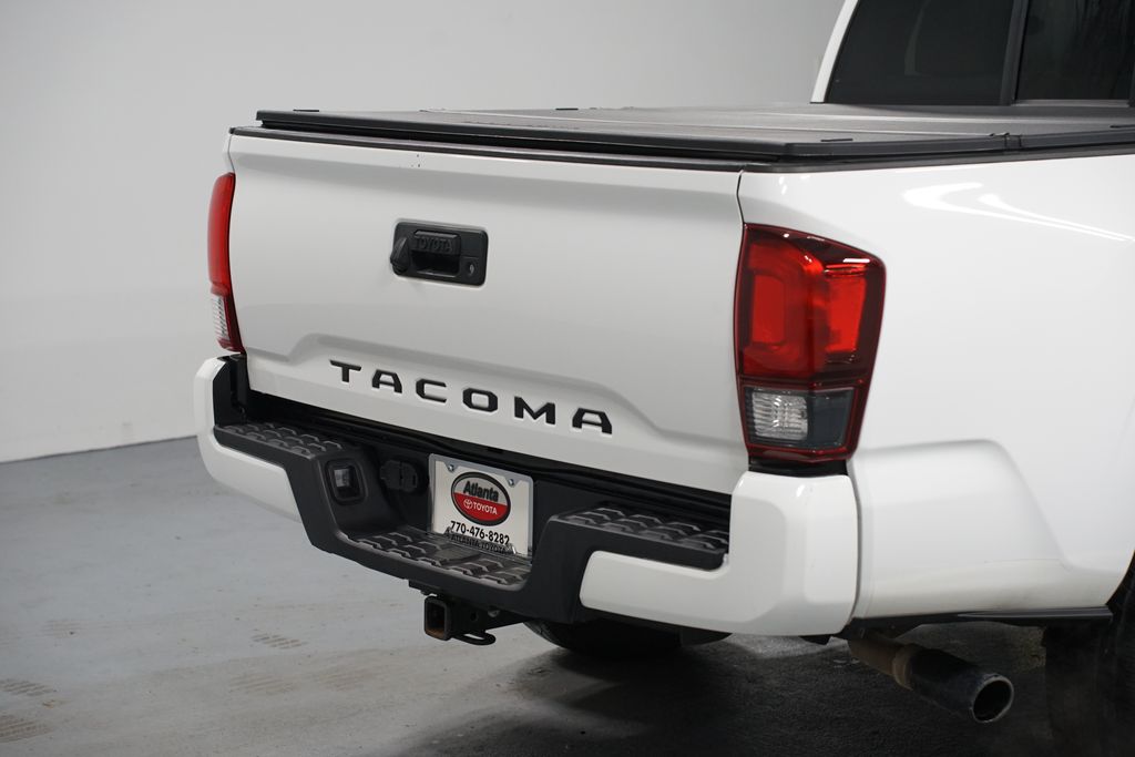 Thumbnail: 2023 Toyota Tacoma - 9