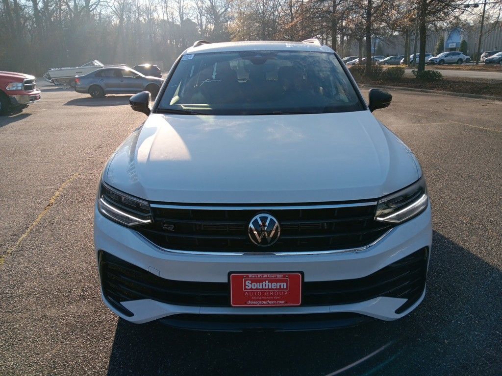 2024 Volkswagen Tiguan 2.0T SE R-Line Black 8