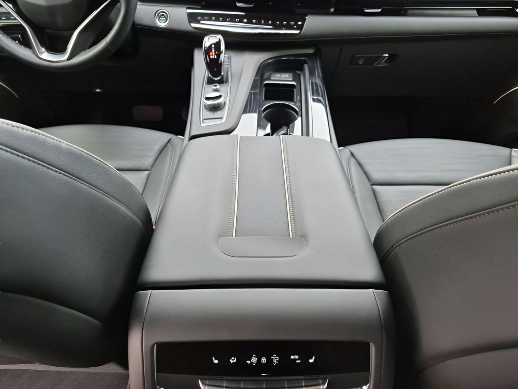 Used 2024 White Cadillac Sport image 23