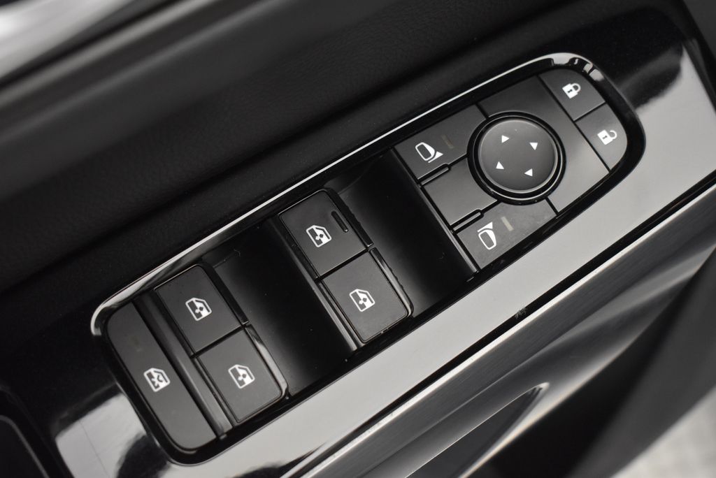 Thumbnail: 2023 Nissan Pathfinder - 11