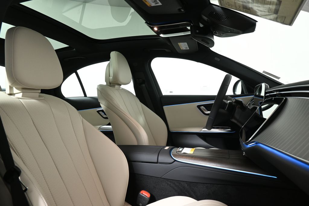 2025 Mercedes-Benz E-Class E 350 21