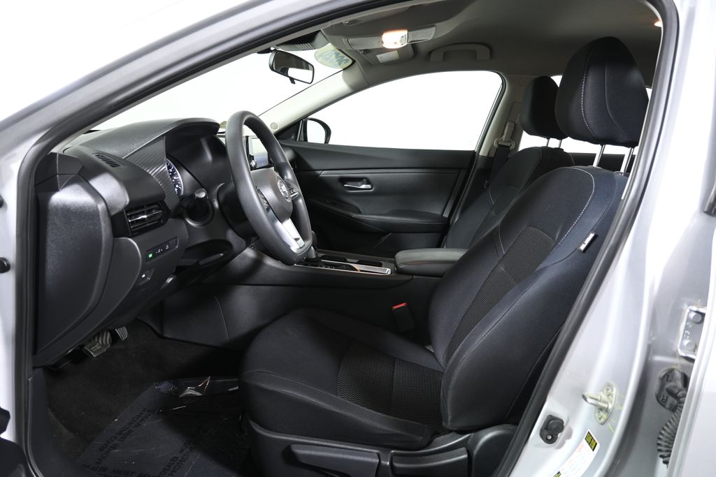 Thumbnail: 2020 Nissan Sentra - 3