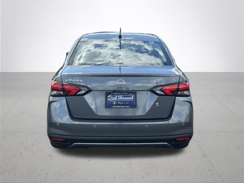 2025 Nissan Versa 1.6 S