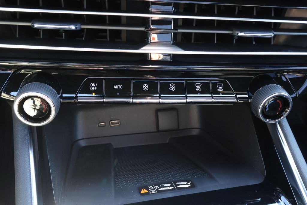 Thumbnail: 2026 Chevrolet Traverse - 28