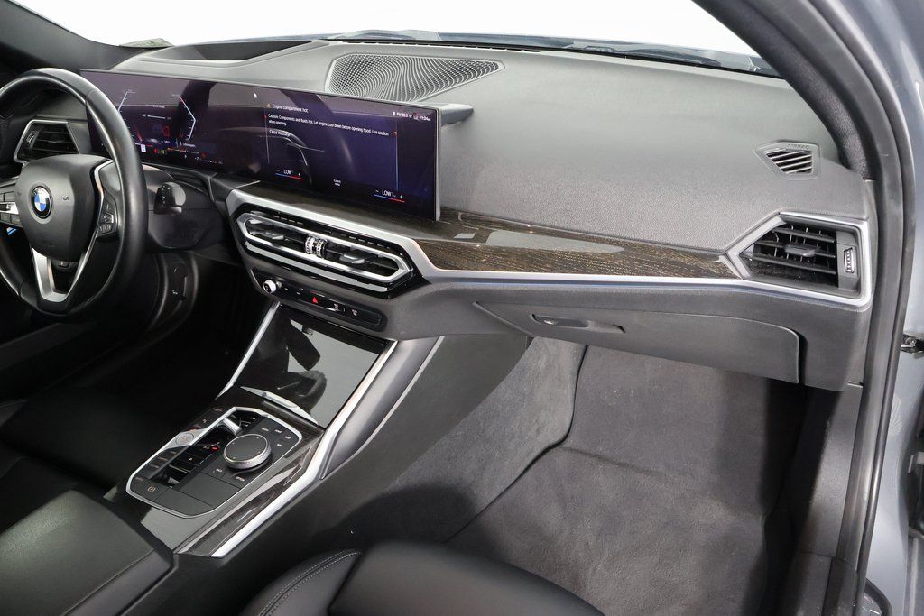 Thumbnail: 2023 BMW 3 Series - 9