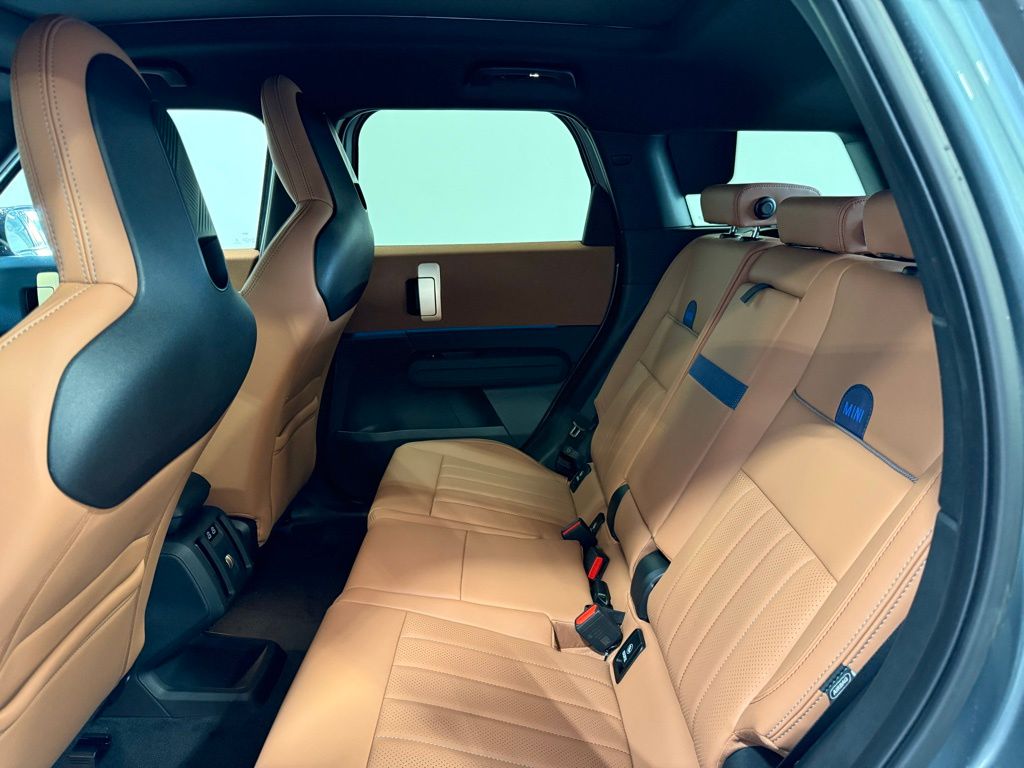 Thumbnail: 2025 MINI Cooper Countryman - 21