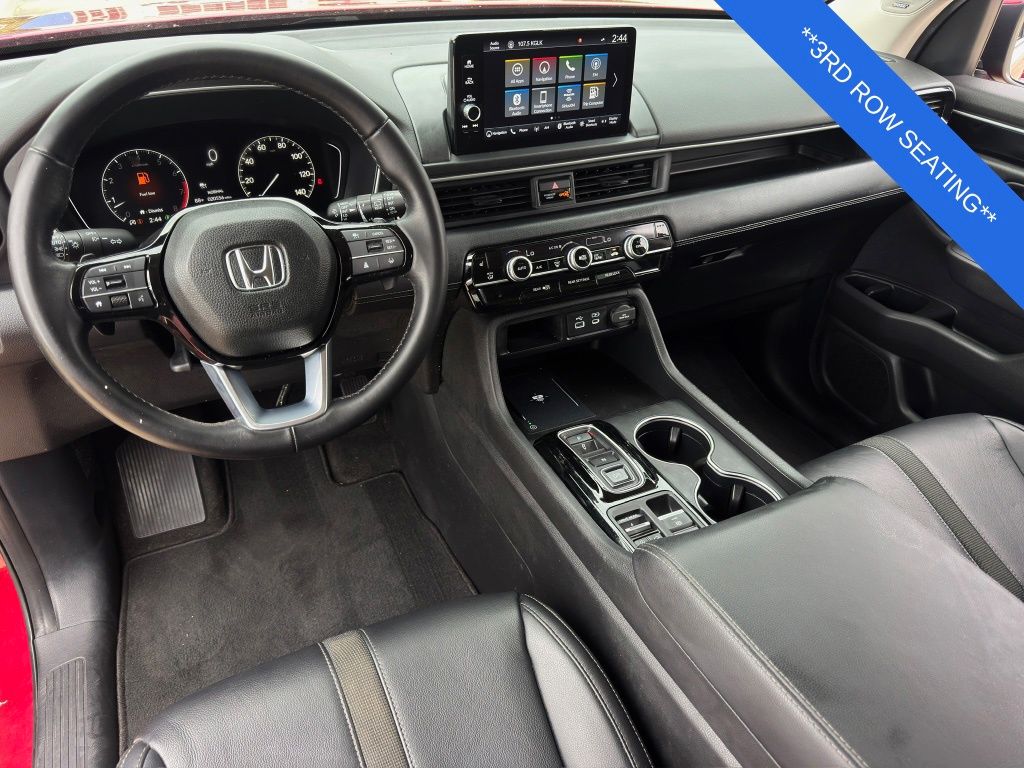 2024 Honda Pilot Touring  at Community Honda