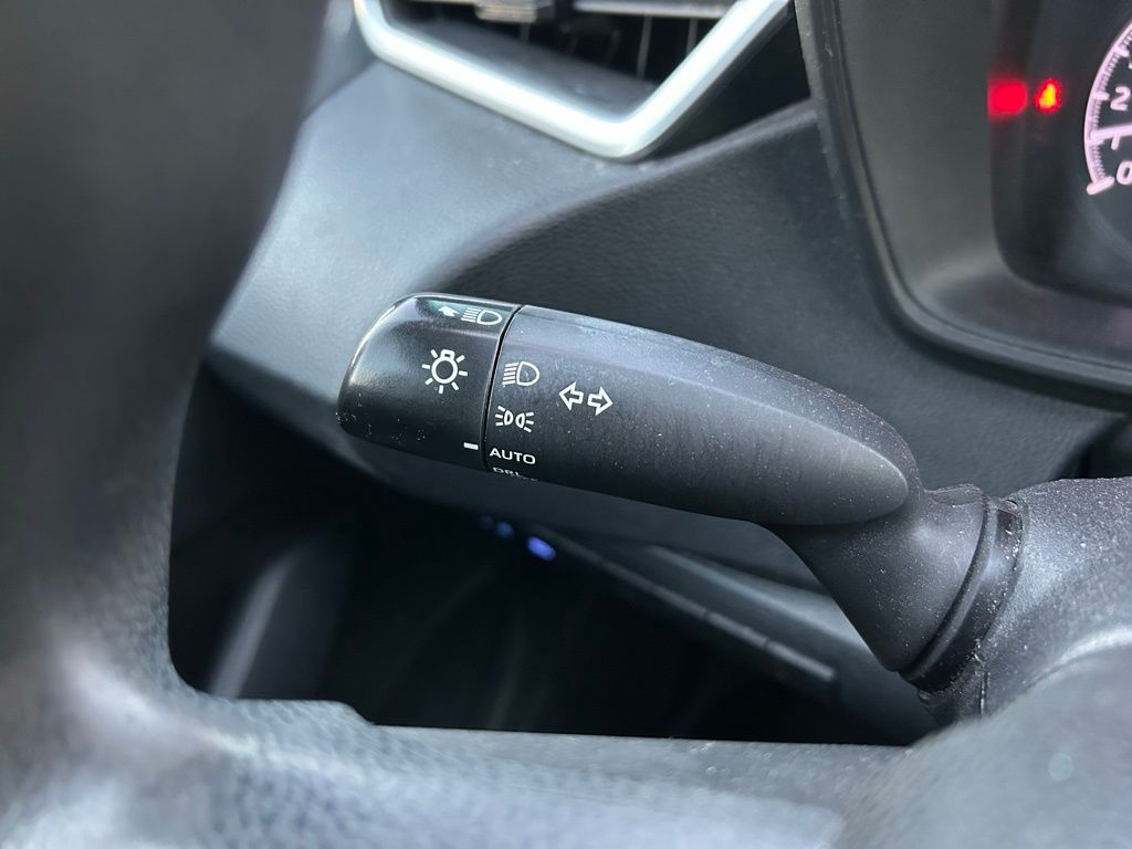 Thumbnail: 2022 Toyota Corolla - 21