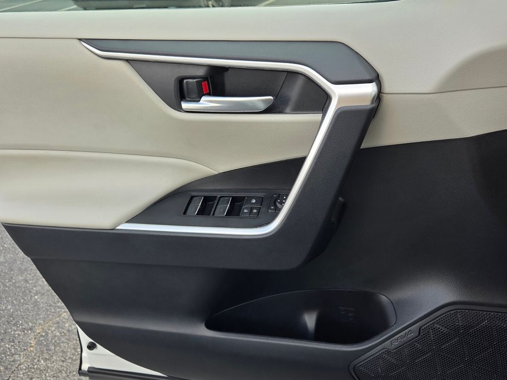 Used 2024 Toyota RAV4 SUV