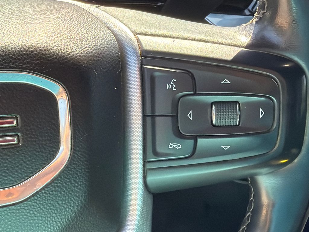 Used 2024 Gray GMC SLE image 25