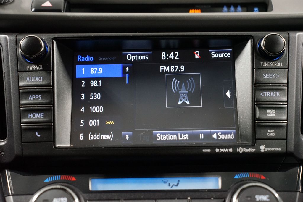 Thumbnail: 2017 Toyota RAV4 - 17