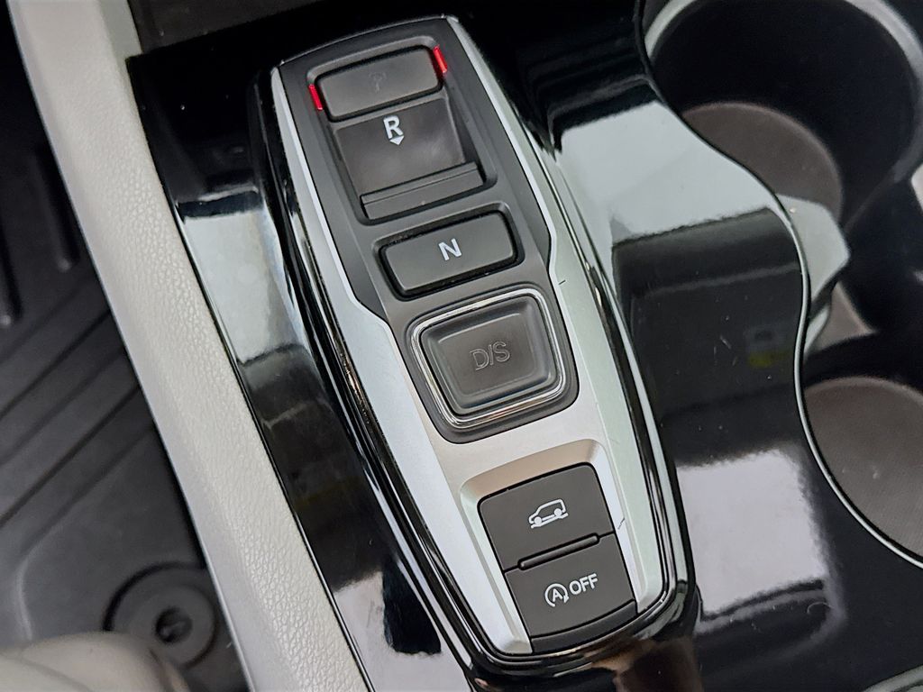 Used Car 2016 Honda Pilot  Elite For Sale Under $20,000 In Austin, Texas