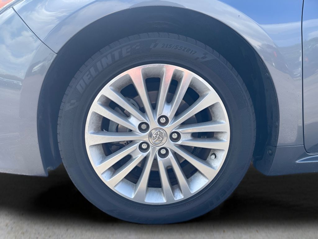 Used 2014 Toyota Avalon Hybrid Sedan