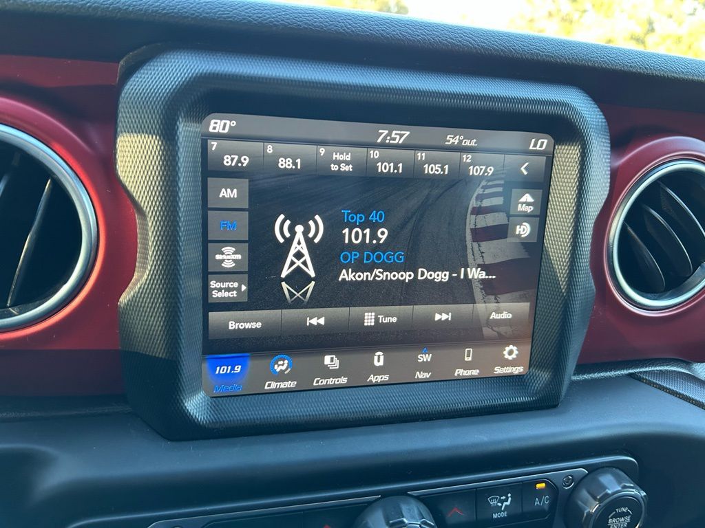 Thumbnail: 2023 Jeep Wrangler - 22